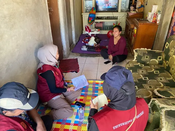 Artikel KKN Universitas Al Ghifari: Pendataan Desa Suntenjaya